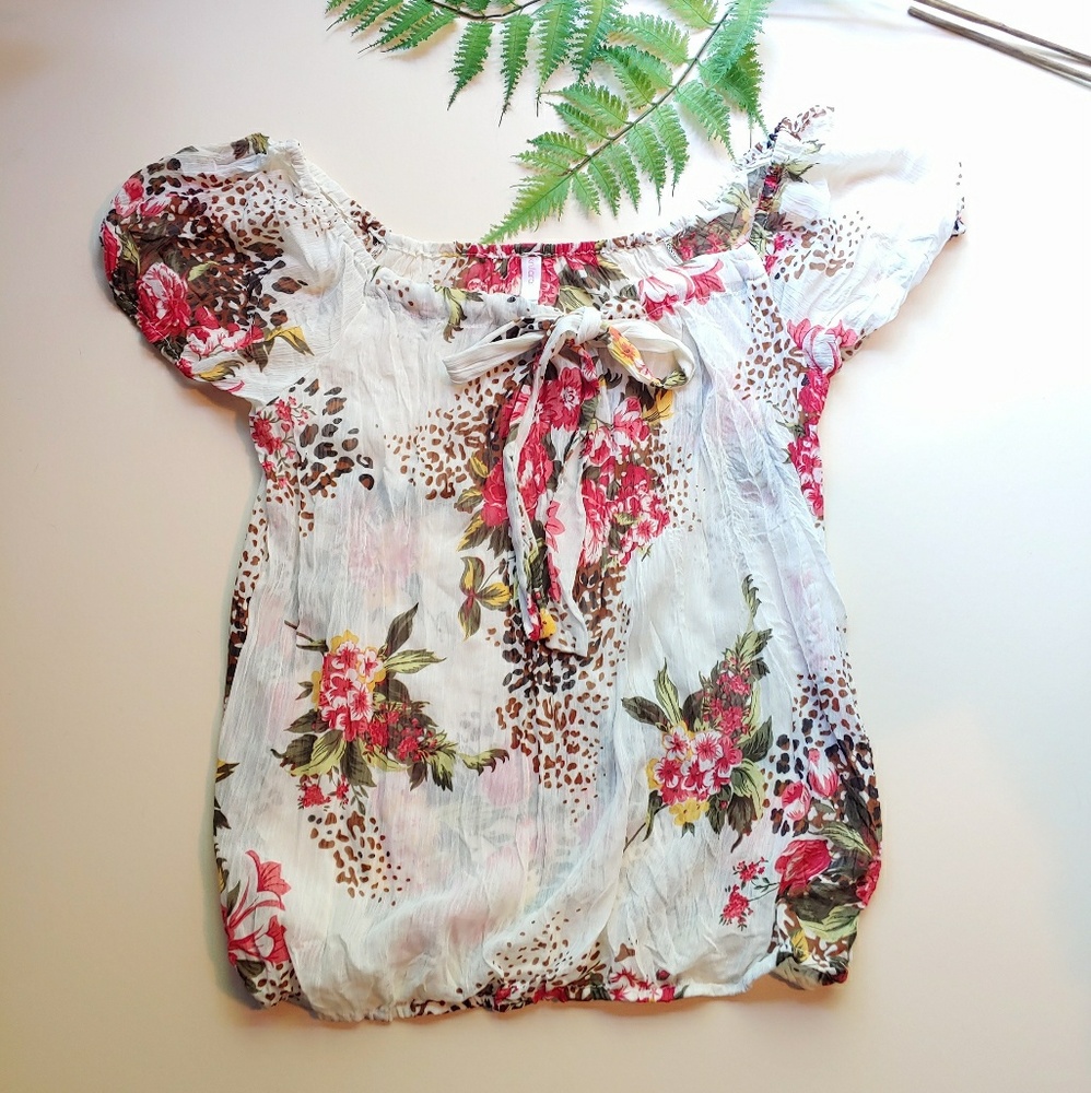 Sheer floral boho blouse size Medium